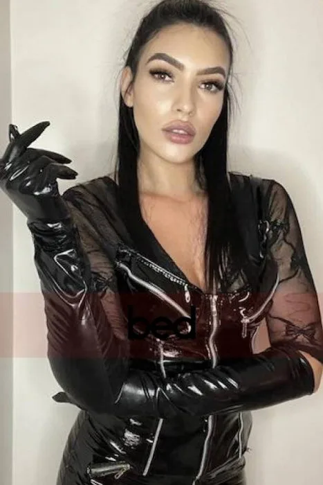 Mistress Kally escort Bradford